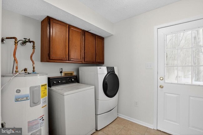 Building Photo - 2705 Vista Ct