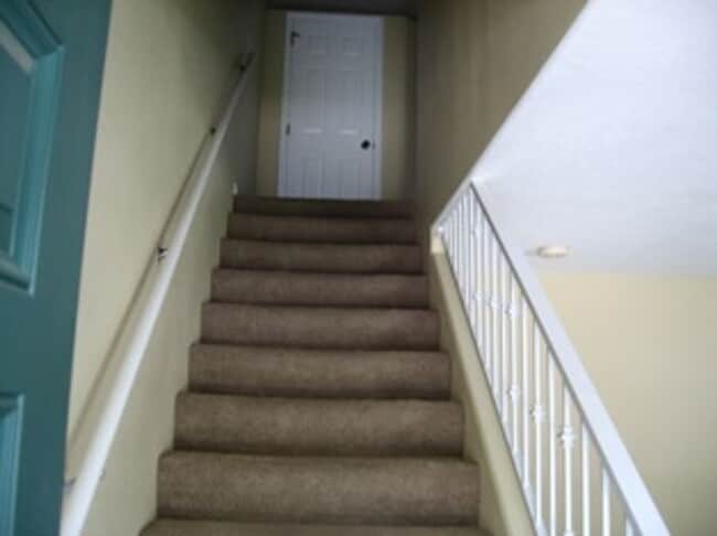 Building Photo - Nice Location