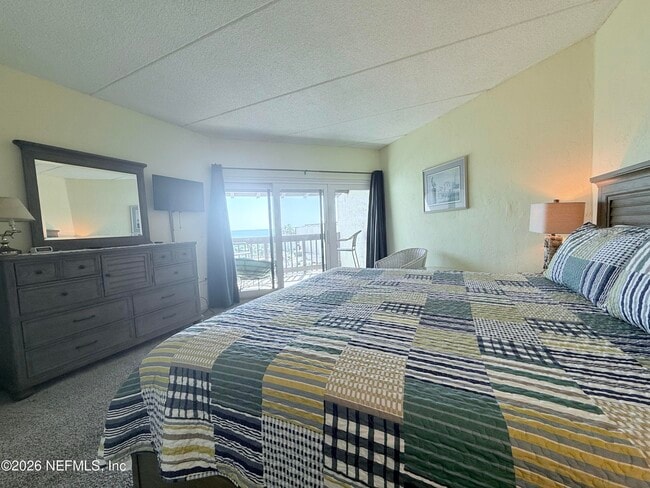 Building Photo - 5650-5A1A A1A S