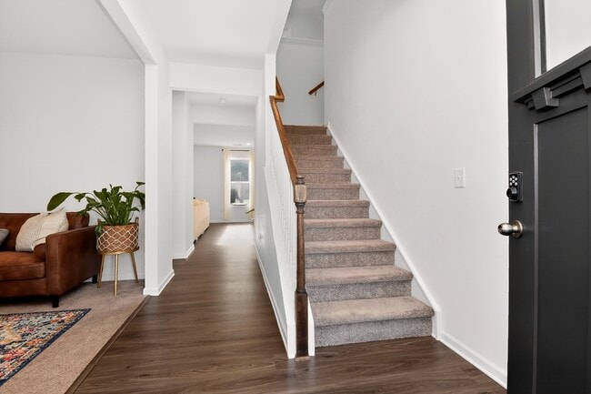 Building Photo - 7132 Wheyfield Dr