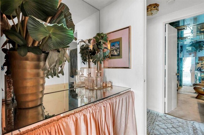 Building Photo - 7000 Beach Plaza