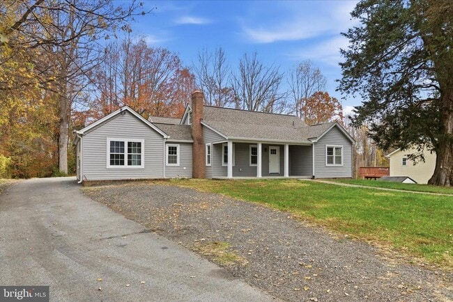 Building Photo - 130 Cox Rd