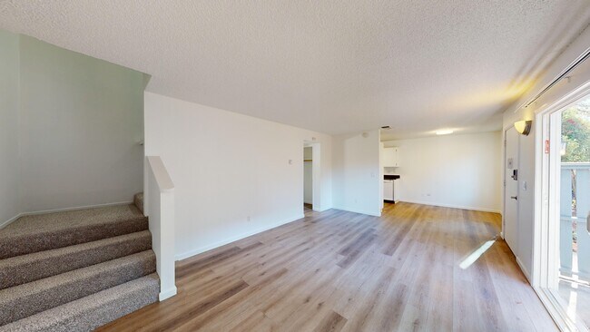 Building Photo - 390 Alameda del Prado