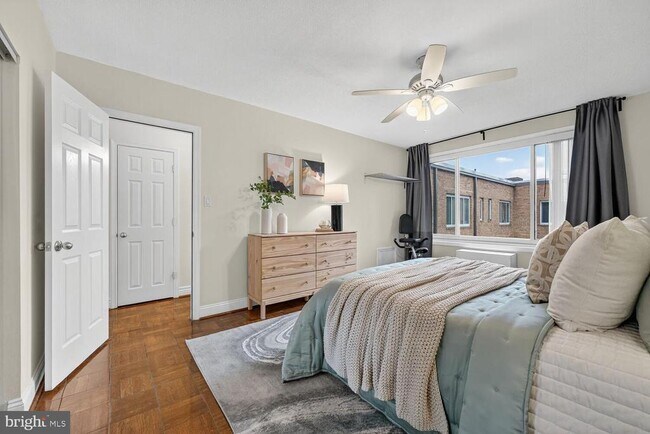 Building Photo - 1727 Massachusetts Ave NW