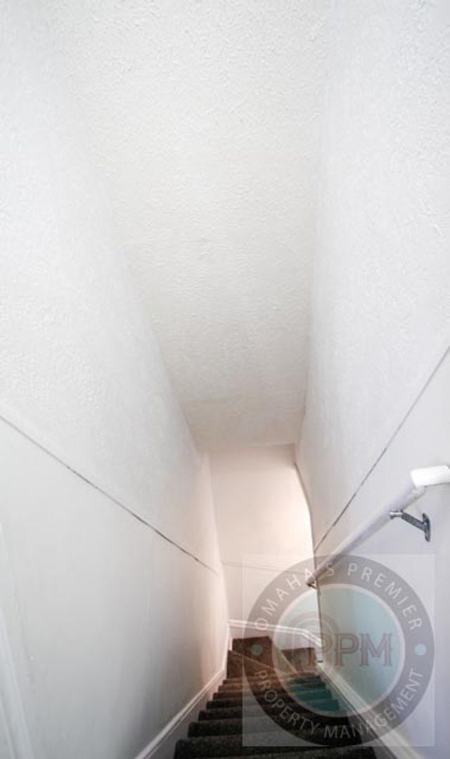 Building Photo - 4824 Webster St