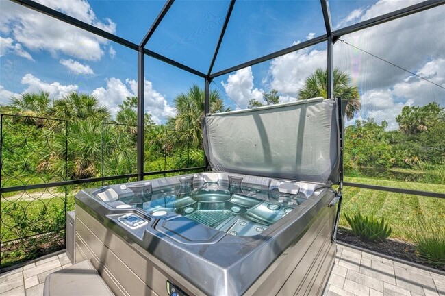 Building Photo - 2129 Lorraine Dr