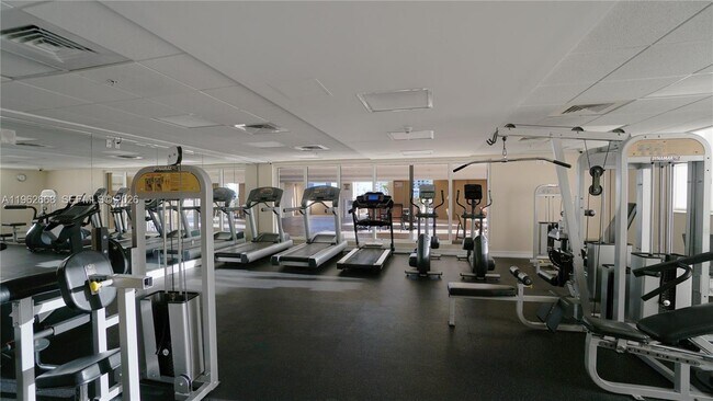 Building Photo - 117 NW 42nd Ave