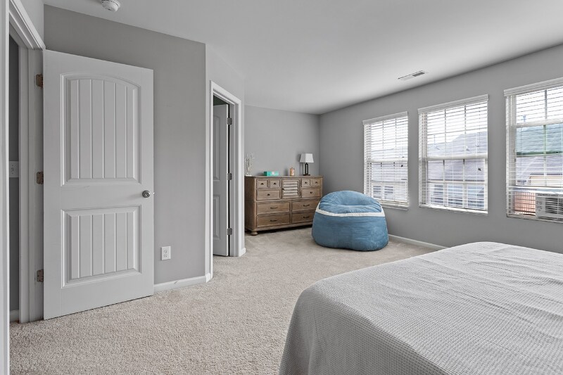 Building Photo - 525 Timpson Ave