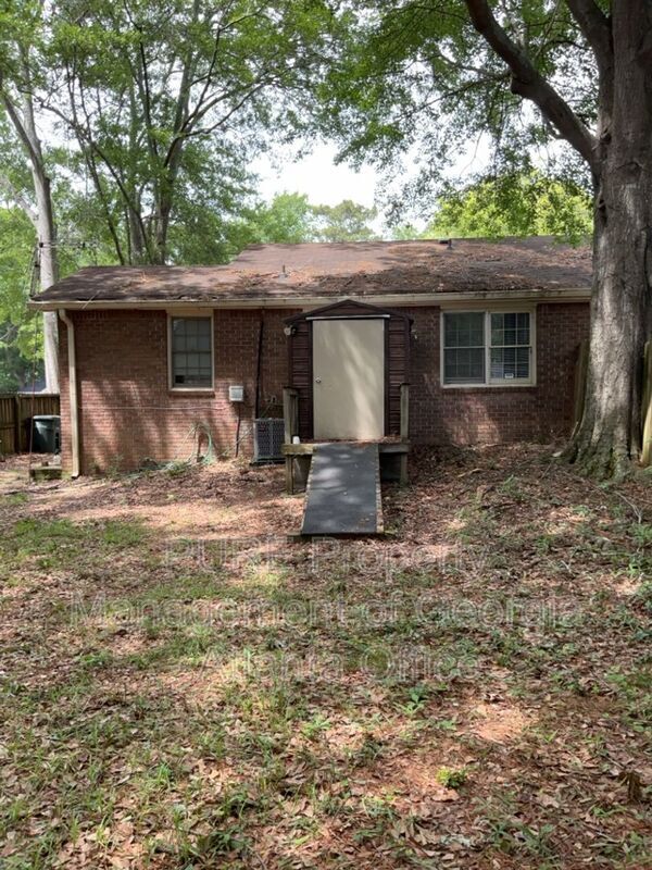 Building Photo - 771 Wilson Cir SW