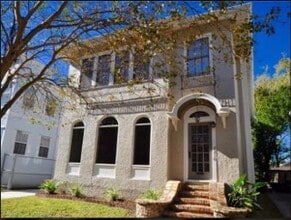 Building Photo - 2308 Audubon St