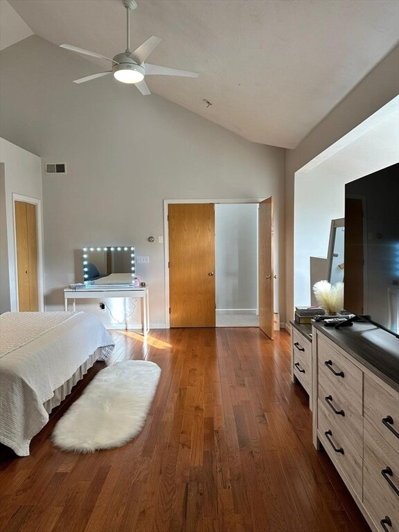 Building Photo - 345 Captain Eames Cir