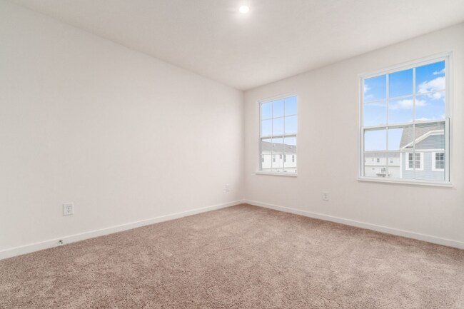 Building Photo - 144 Dusky Willow Dr