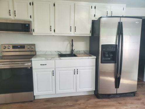 Building Photo - 914 Bayless St