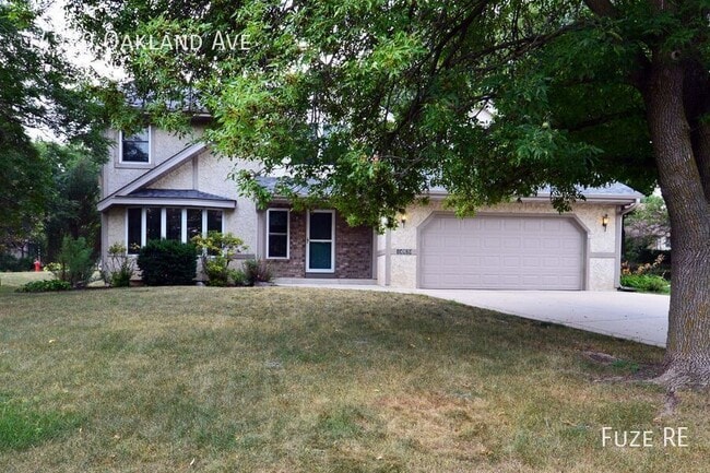 Building Photo - 14920 Oakland Ave