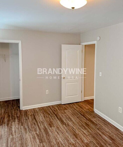 Building Photo - 6417 Harvester Cir