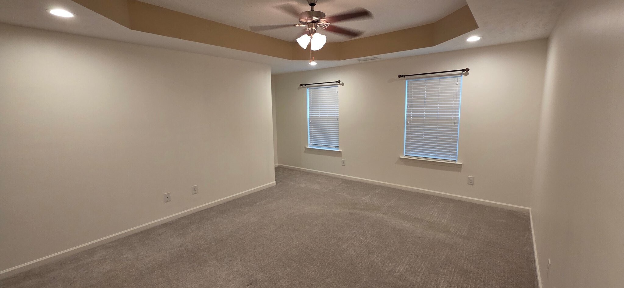 Building Photo - 7417 Golden Apple Dr