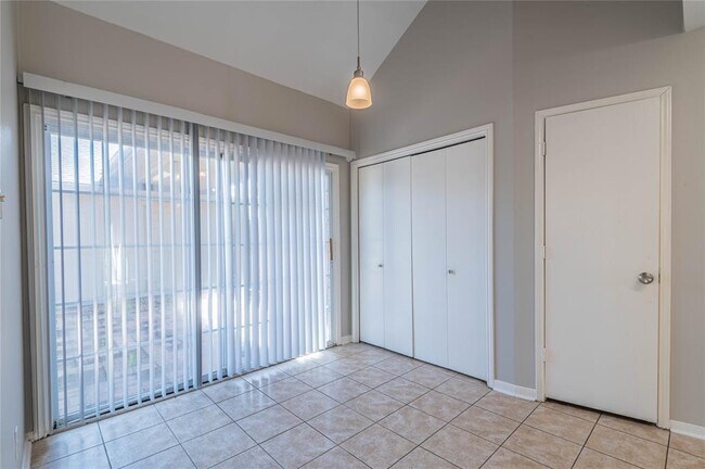 Building Photo - 14232 Reissen Ln