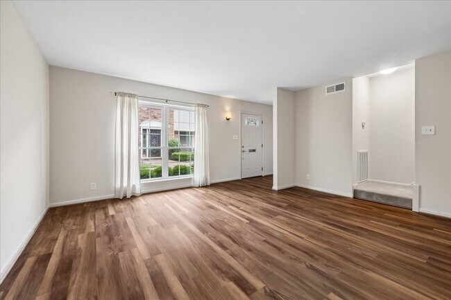 Building Photo - 2065 Winrock Blvd