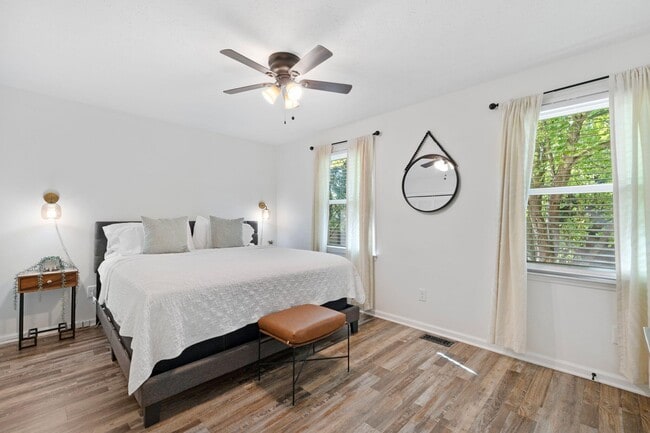 Building Photo - 747 Spring Meadows Dr