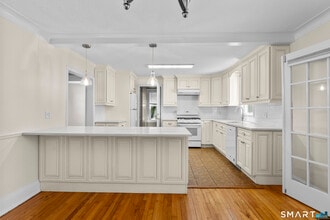 Building Photo - 41 Grasso Terrace