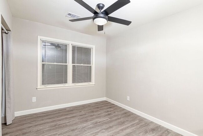 Building Photo - Brand New 2-Bedroom Apartment with Hardwood Floors and Modern Amenities