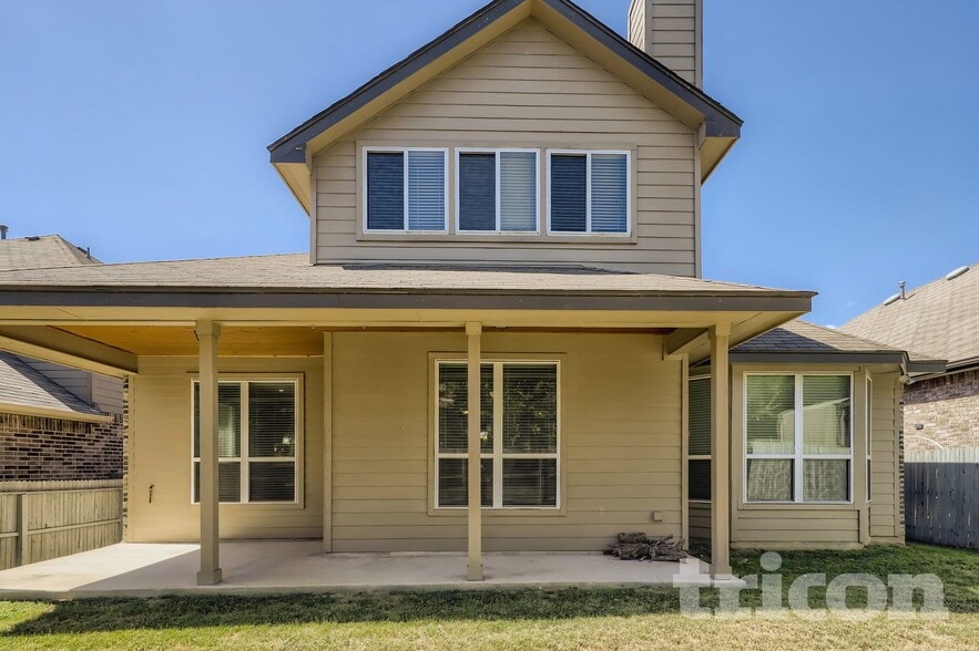 Building Photo - 12427 Loving Ml