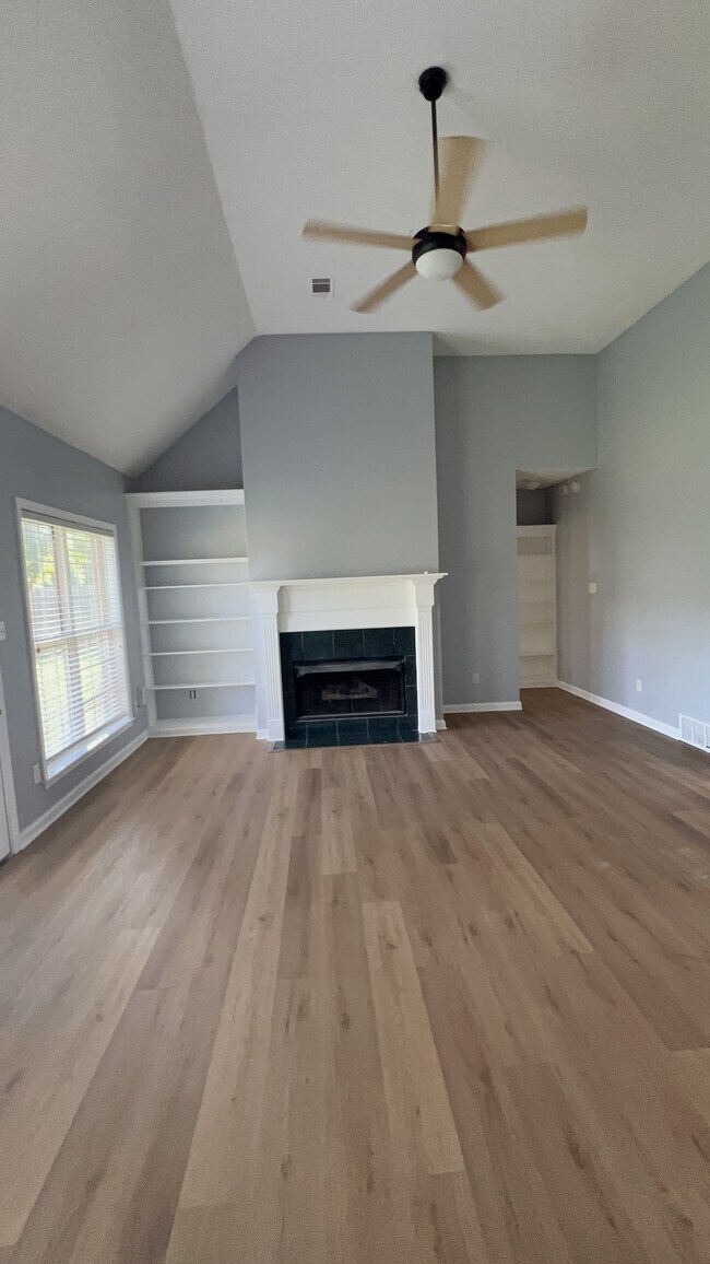 Building Photo - 9241 Speerberry Ln