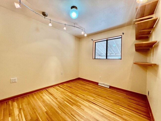 Building Photo - Wonderful Bungalow Style Home Near Olde Town Arvada