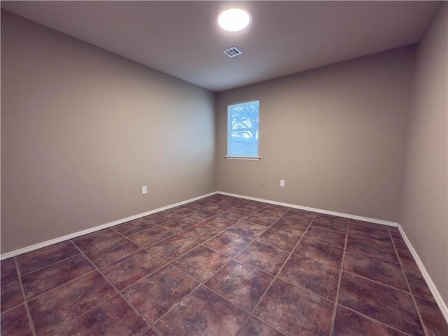 Building Photo - 806 N 30th St