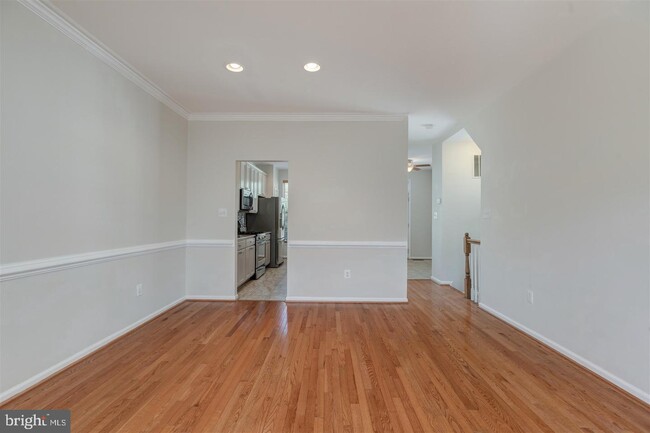 Building Photo - 6948 Banchory Ct
