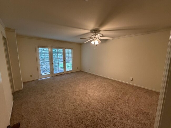 Building Photo - 1428 W Calimyrna Ave