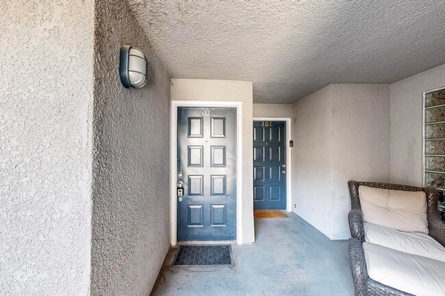 Building Photo - 4303 Buena Vista St