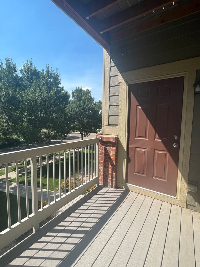 Building Photo - BEAUTIFUL CONDO with NEW LVP Flooring - AV...