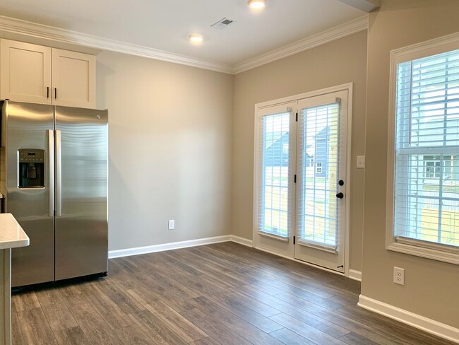 Building Photo - 421 Ayden Ln