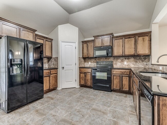 Building Photo - 3 Bedroom home in Deer Creek ISD - Montagu...