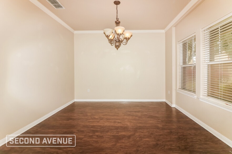 Building Photo - 7009 Saar Ct