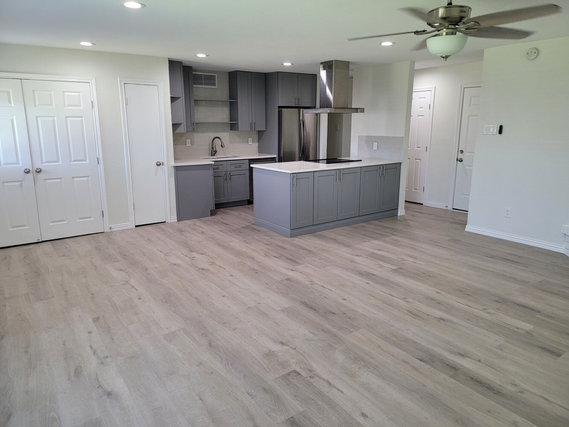 Building Photo - 5225 Nash Dr