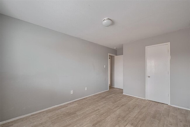 Building Photo - 9926 Myrtle Field Ln