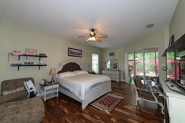 Building Photo - 5050 Silver Charm Terrace