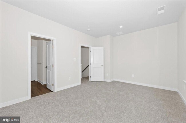 Building Photo - 19822 Habitat Ter