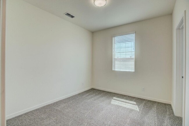 Building Photo - Modern Living at The MIll Gorgeous 2bed/2.5bath home