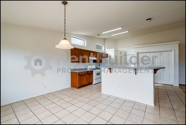 Building Photo - *** WOW PRICE REDUCTION JUST IN TIME FOR S...