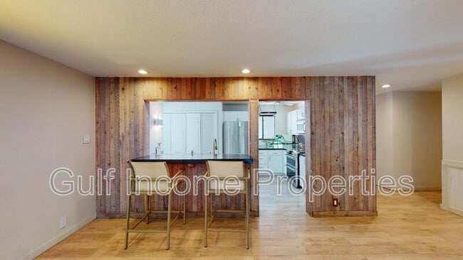 Building Photo - 2360 Riverwood Pines Dr