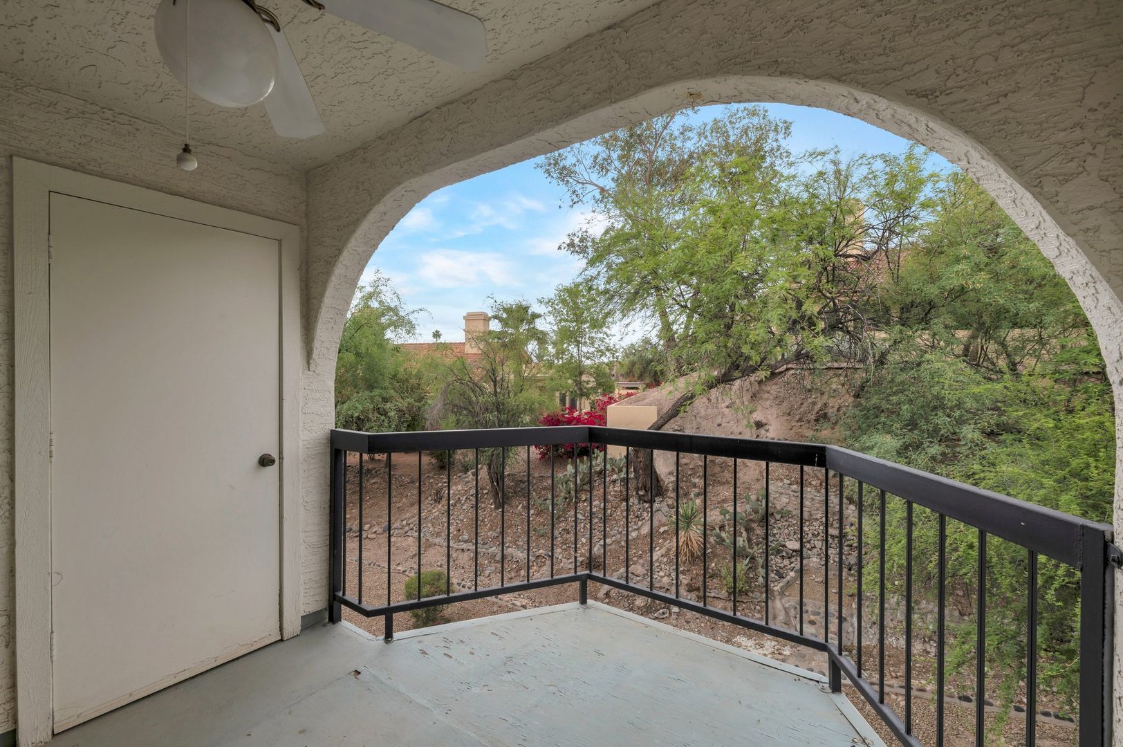Building Photo - 16739 E El Lago Blvd