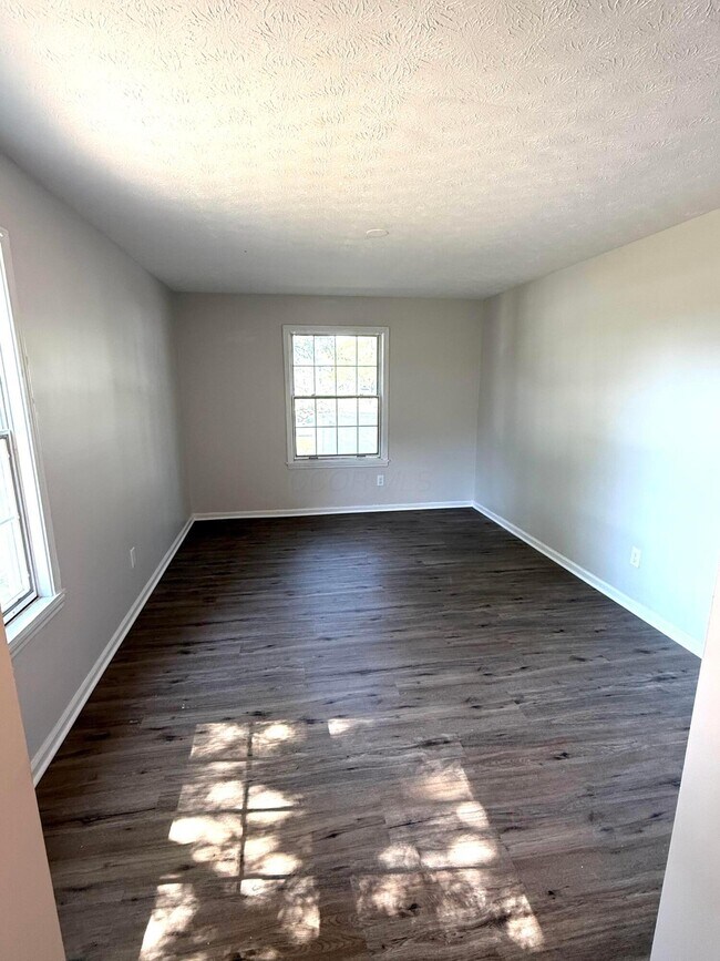 Building Photo - 1440 Slade Ave