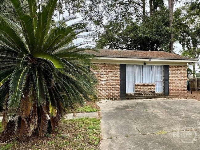 Building Photo - 12439 Largo Dr