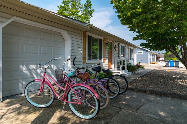 Building Photo - 771 Jane Dr