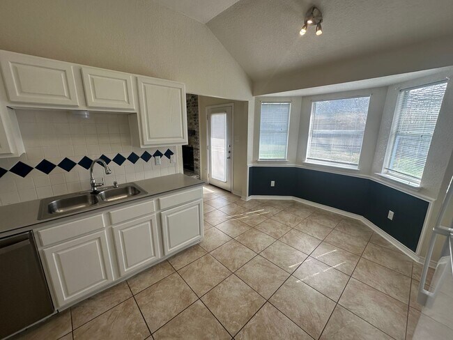 Building Photo - AVAILABLE NOW; APPLY TODAY AT OUR WEBSITE!!