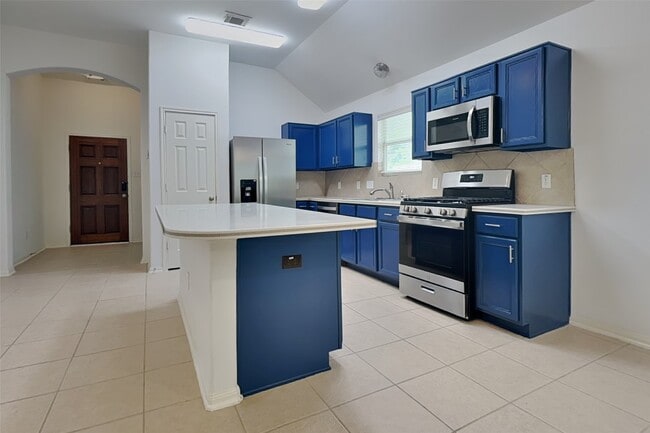 Building Photo - 14 E Sage Creek Pl