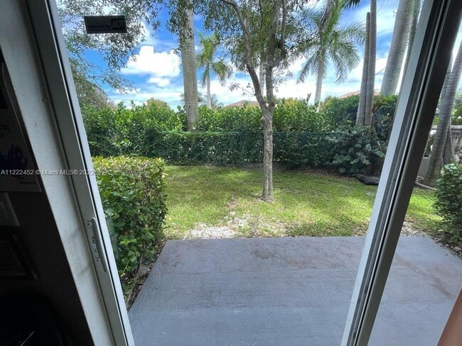 Building Photo - 4979 SW 140th Ter